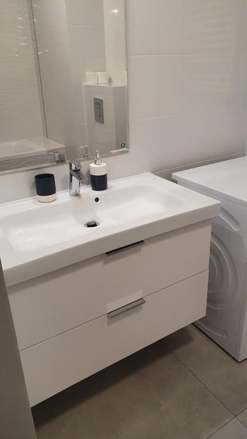 Апартаменты Apartament Na 6 Pietrze Варшава Экстерьер фото